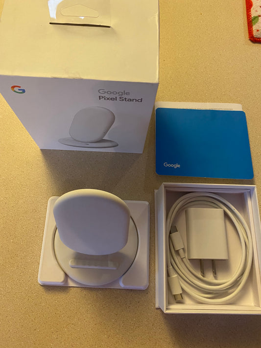 Google Wireless 10W Qi Charging Stand for Pixel 4 / 4 XL & Pixel 3/3 XL - White