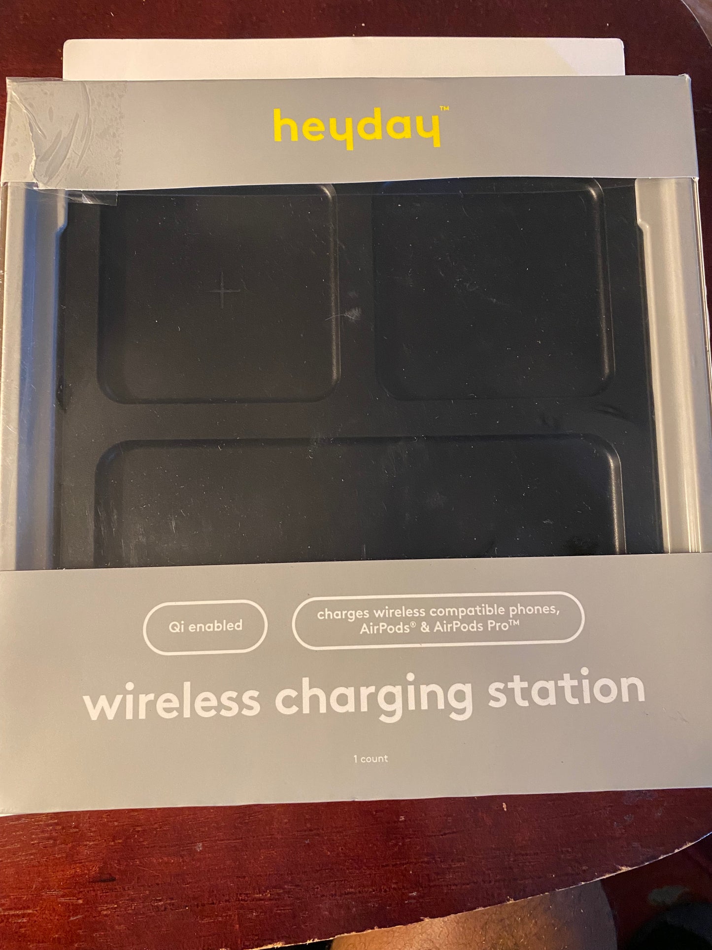 heyday 10W Qi Wireless Charging Station (phone/air pod) - Black/Wood - Open Box