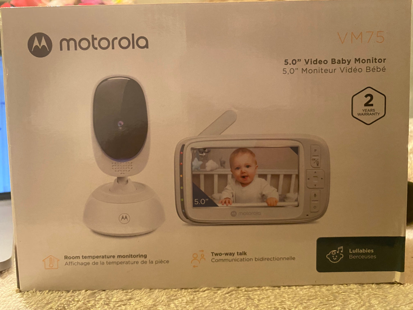 Motorola VM75 5" Video Baby Monitor Camera Pack Split Screen Two-Way Open Box
