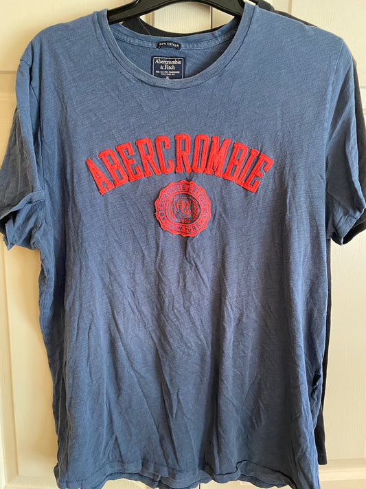 Abercrombie & Fitch Men's Embroidered T-Shirt in Blue and Red Logo XL X-Large