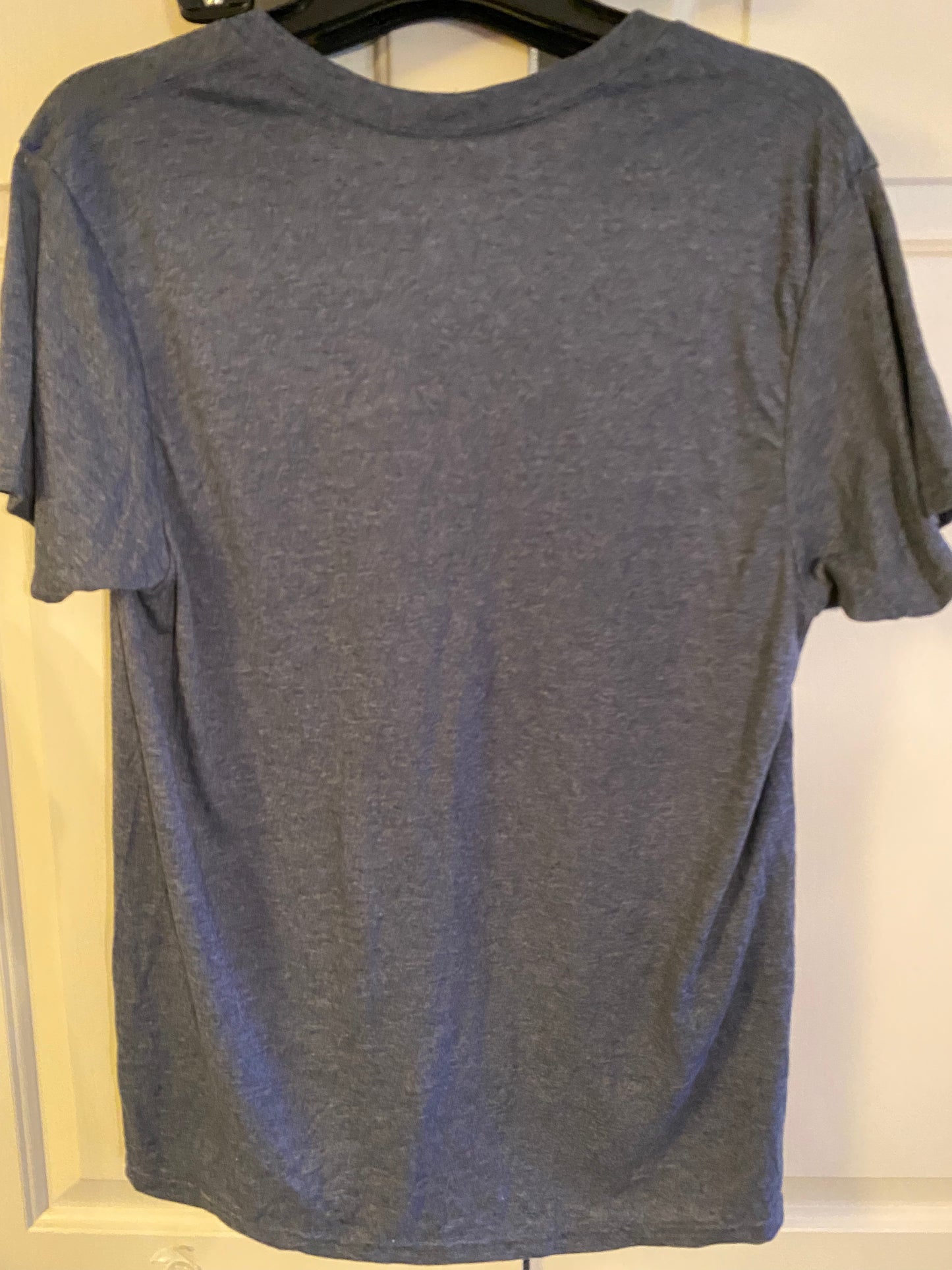 Gildan Men's V-Neck T-Shirt Size Charcoal Gray Large (L) NWOT