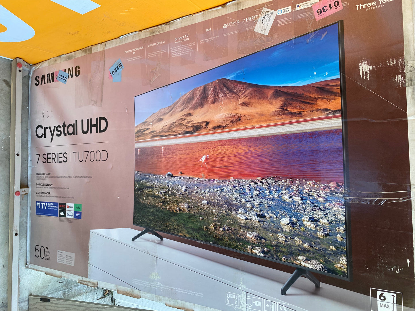Samsung Crystal UHD 7 Series 50"TV MODEL: TU7000D