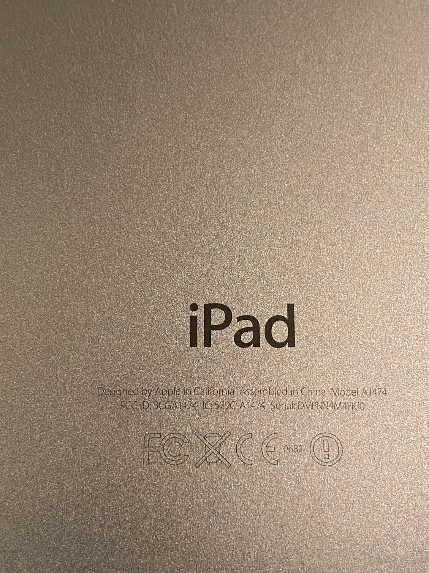 Pre-Owned IPad Air Wi-Fi 16GB Space Gray A1474 - Grade A CEI Certified