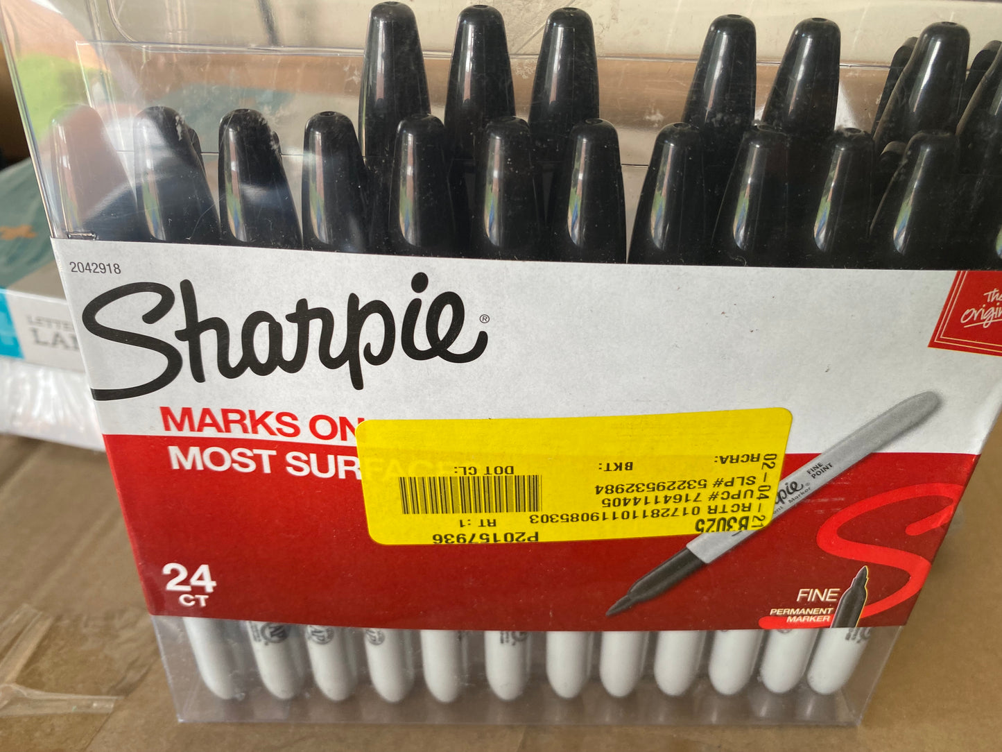 Sharpie Fine Point Permanent Markers 24-count Black - Damaged Box
